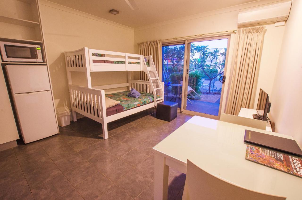 Onslow Beach Resort Exterior foto