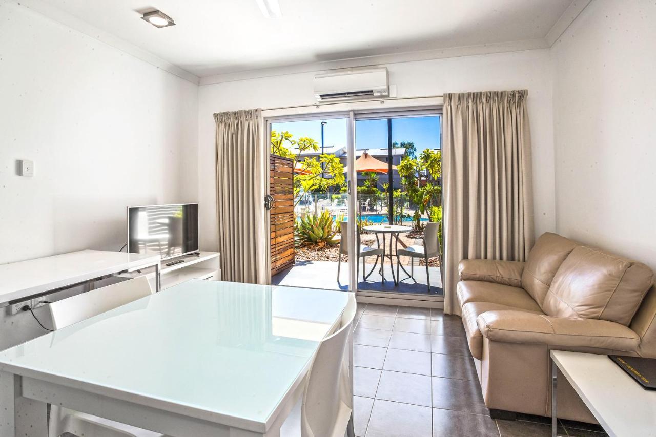 Onslow Beach Resort Exterior foto